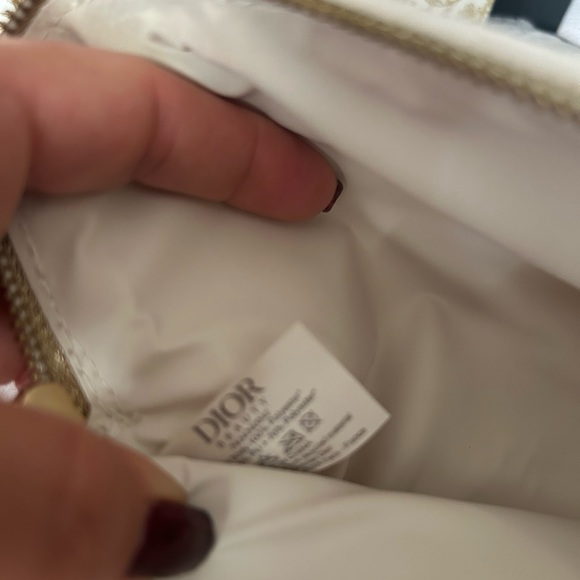 DIOR Holiday 2023 cosmetic Bag Limited Edition AUTHENTIC - Picture 3 of 4